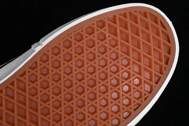 All Categories Vans Vans Series Vans Mid Vans China Vans Half Cab Pro Links Black Gray Vans Official Retro Casual Simple Versatile Skateboard Shoes VN0A38CP2LA